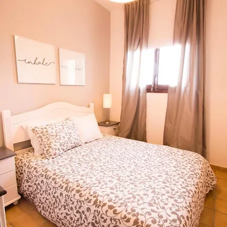 Sleeps 24 Pool Air Con Wifi ヴィラ *